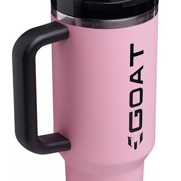 THE MESSI GOAT X STANLEY QUENCHER TUMBLER 40 OZ Limited Edition - Picture 4 of 6